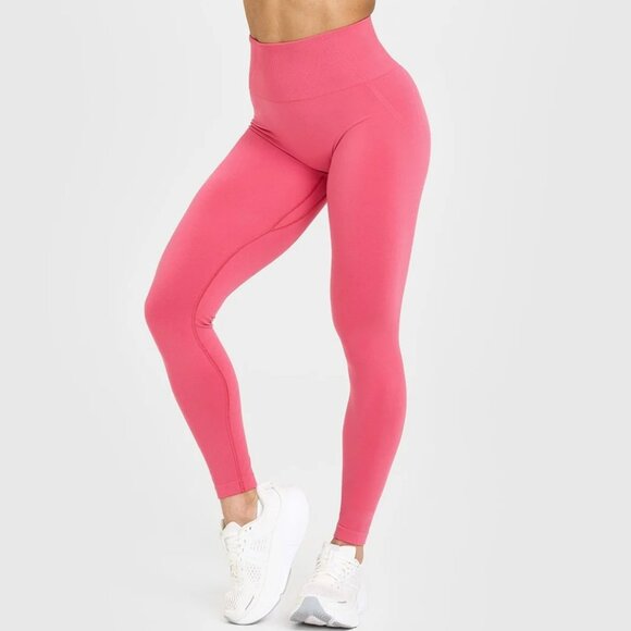 Oner Active Pants - Oner Effortless Seamless Leggings in Velvet Pink - Size Small